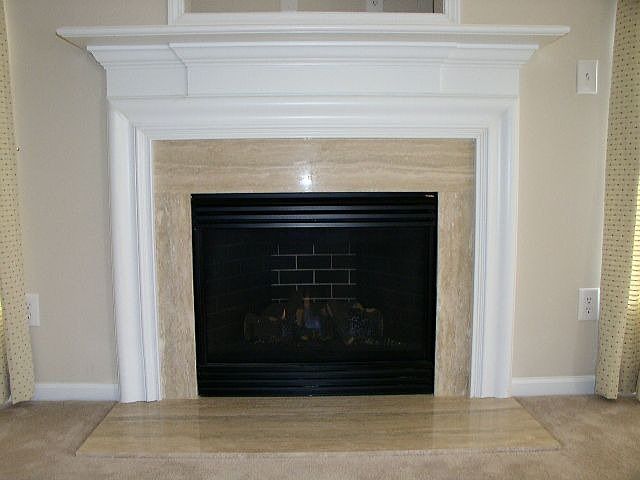 1st image of 104 Vance Crescent Dr