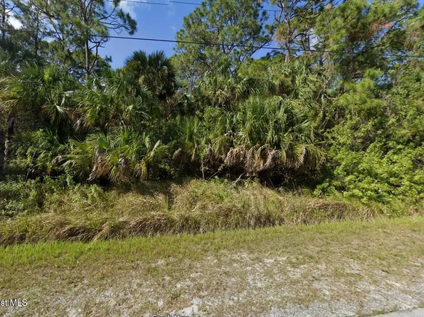563 Ocean Spray St SW, Palm Bay, FL 32908