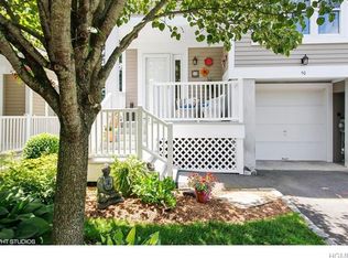 50 Brookridge Ct, Rye Brook, NY 10573