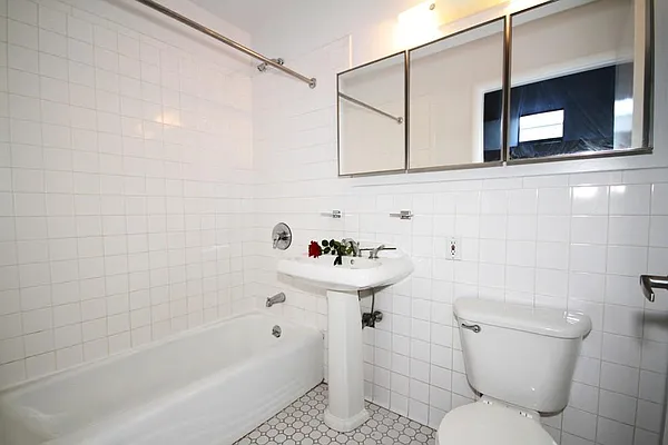 Rented by Corcoran | media 28