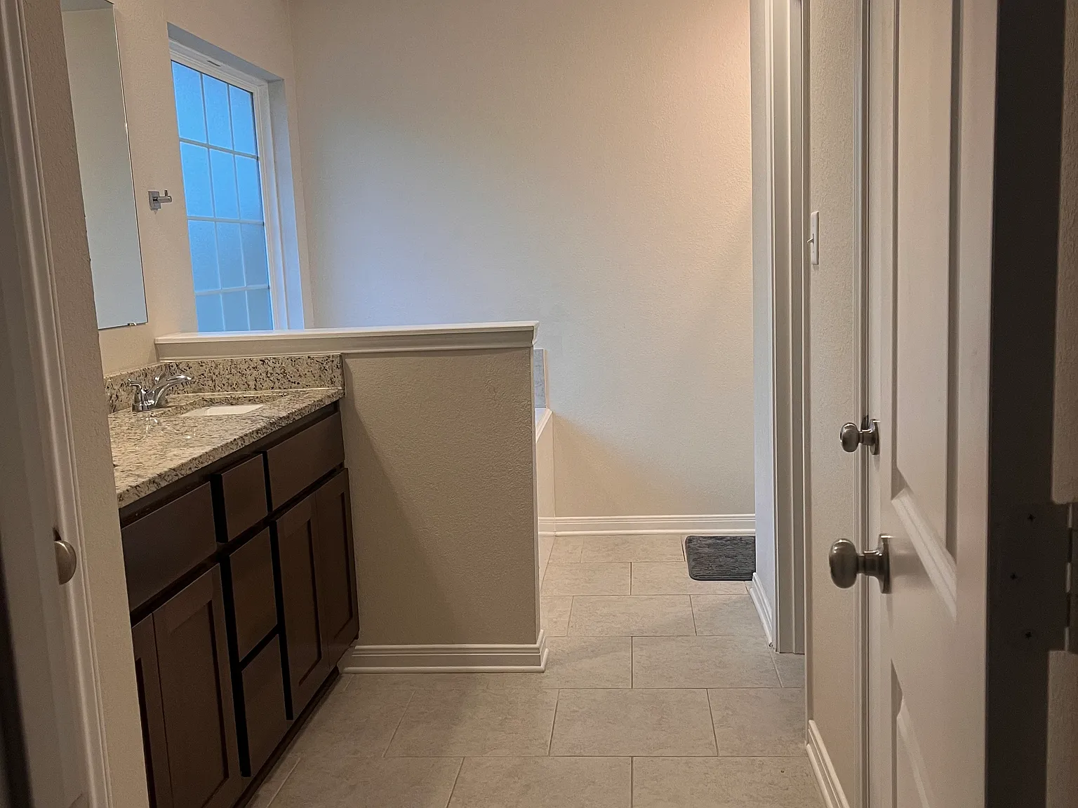 413 Fort Dix Ln — Photo 2
