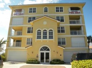 211 24th St, Cocoa Beach, FL 32931