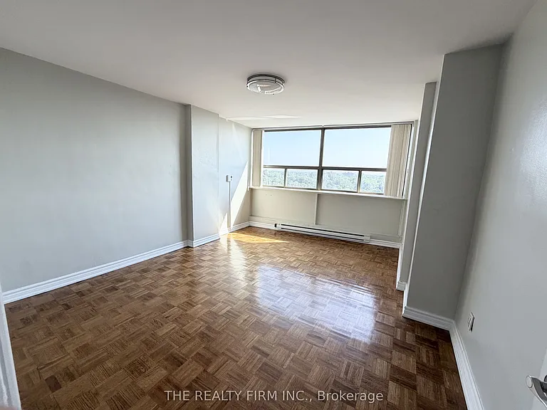 1209 Richmond St #1402 — Photo 8