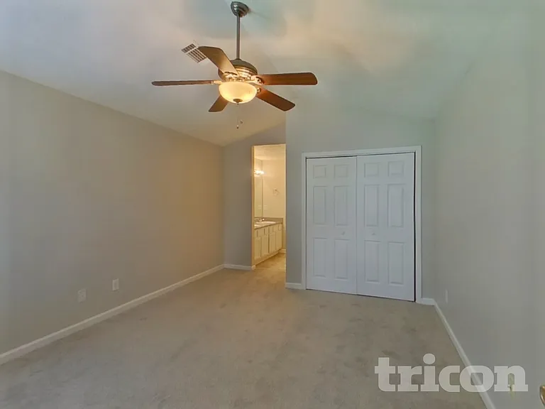 314 Shelley Ln — Photo 8