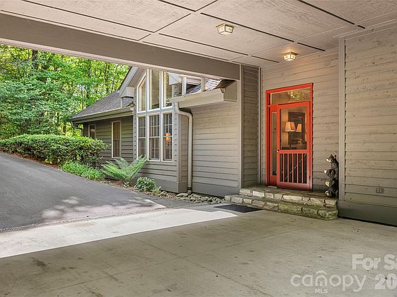 3rd image of 147 Club Colony Ln