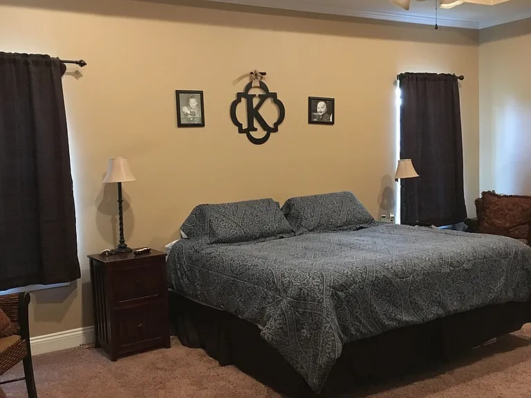 235 Golden Lantern Rd — Photo 4