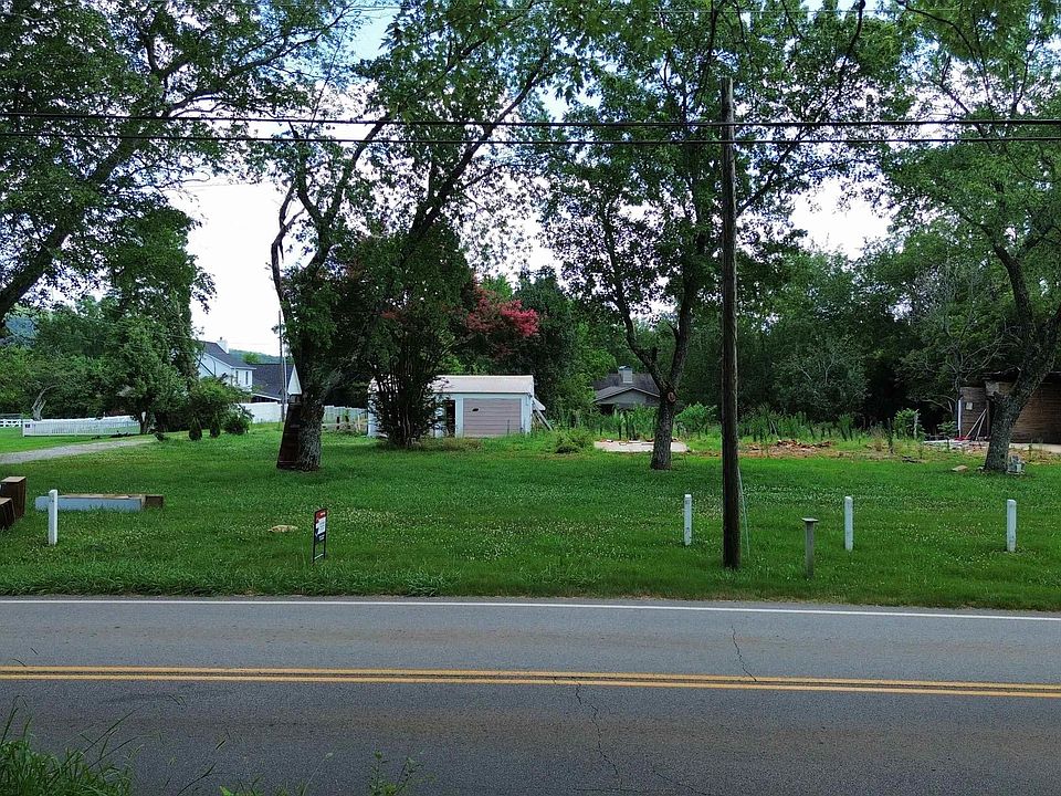 1st image of 1556 Ryland Pike