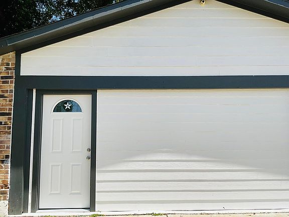 4th image of 13318 Quiet Wood Ct #C
