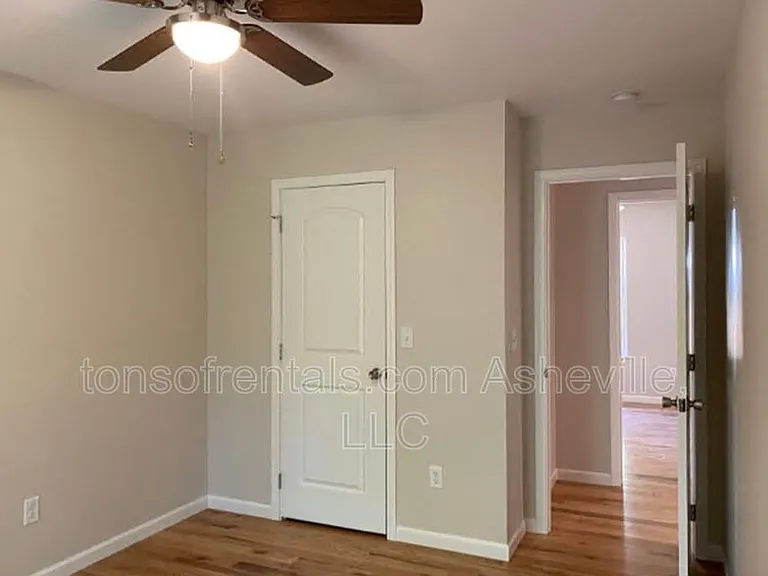 31 John Halford Ct — Photo 15