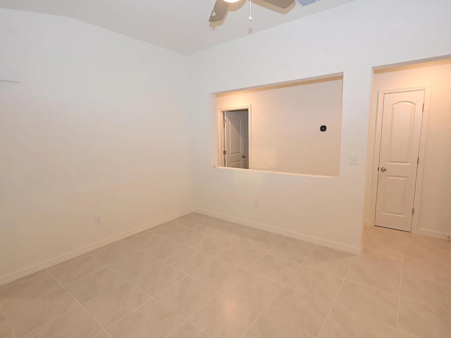3 bed, 1346 sqft, $2,200 — Photo 3