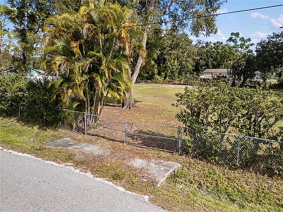 3rd image of HOULE LOT 7 AVENUE LOT 9