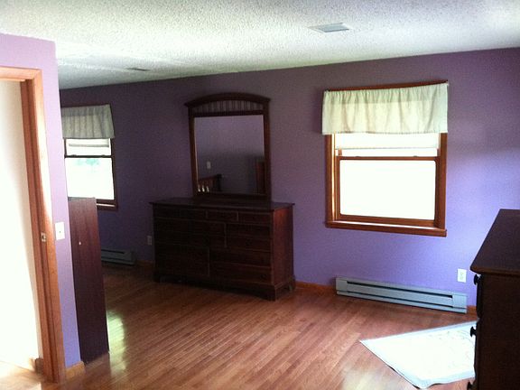 4th image of 185 Clinton St