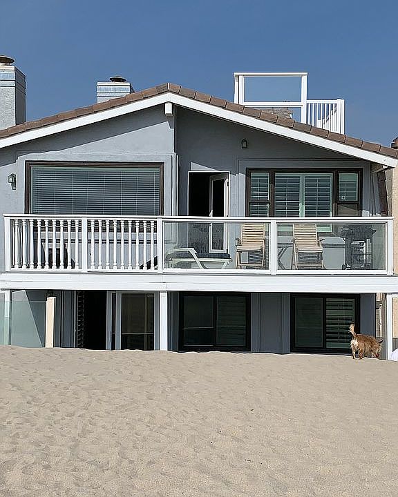 2nd image of 3721 Ocean Dr