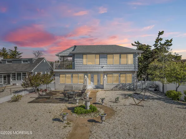 22 Dickman Drive, Lavallette, NJ 08735