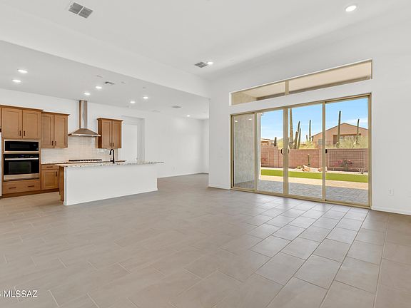 2nd image of 14782 N Blue Juniper Ln
