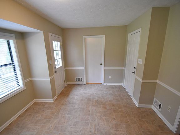 4th image of 1186 Westwood Pl