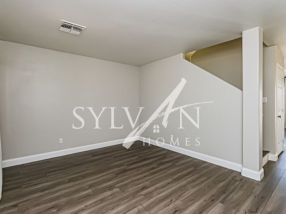 2nd image of 30449 N Spur Way