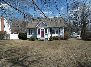 586 Main St, Cromwell, CT 06416