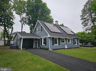 51 Brunswick Ln, Willingboro, NJ 08046