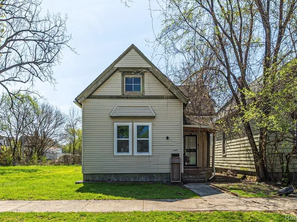 3684 Hunt St, Detroit, MI 48207