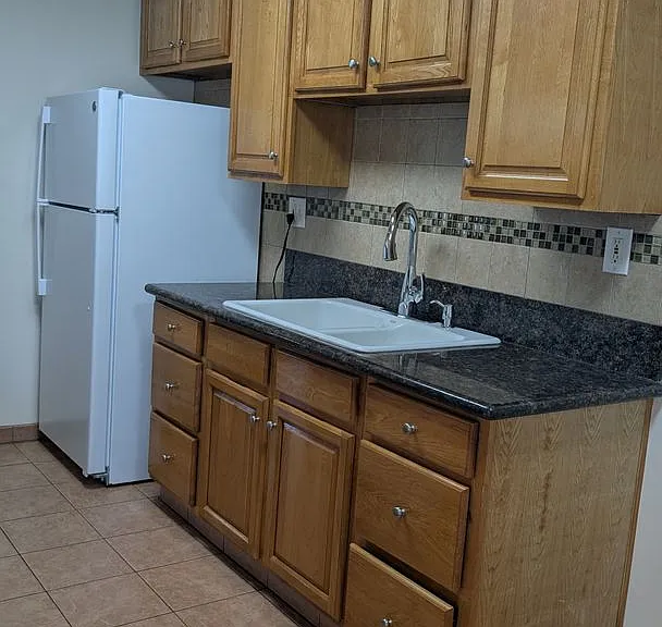 1328 S Fremont Ave — Photo 2