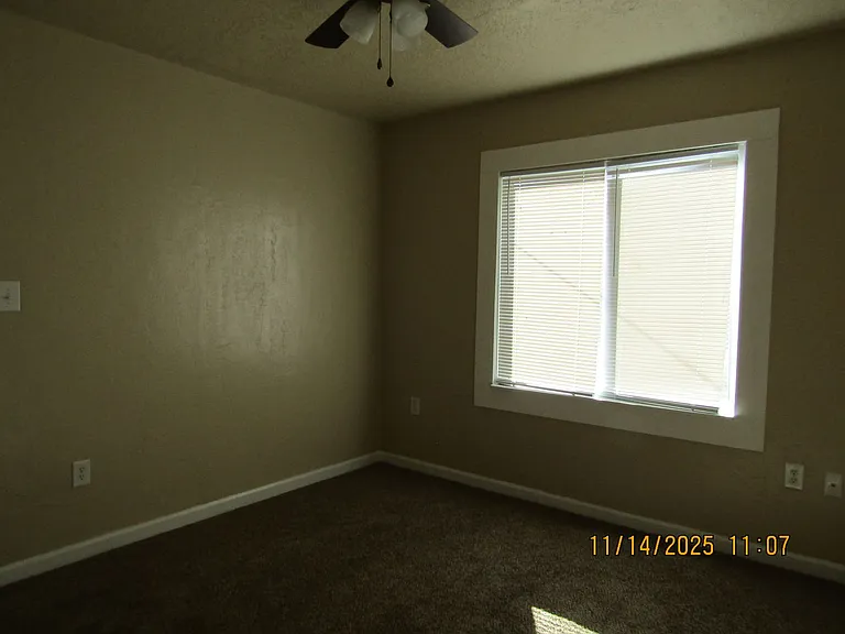 1206 NW Oak Ave — Photo 20
