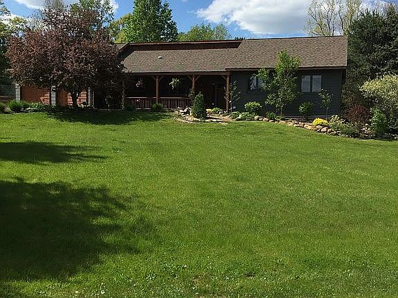 2nd image of 4814 Cottonwood Ln