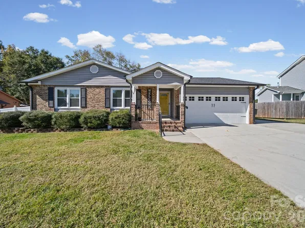 2638 Castle Hill Rd, Gastonia, NC 28052