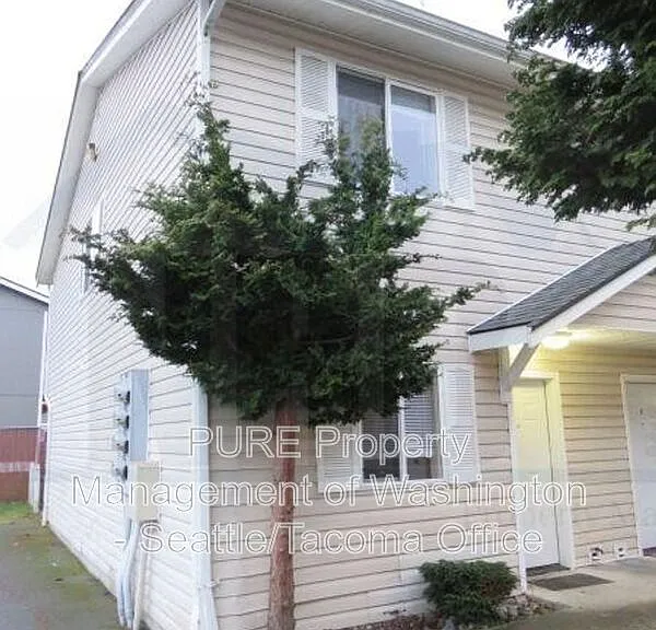 4719 109th St SW #3 — Photo 2