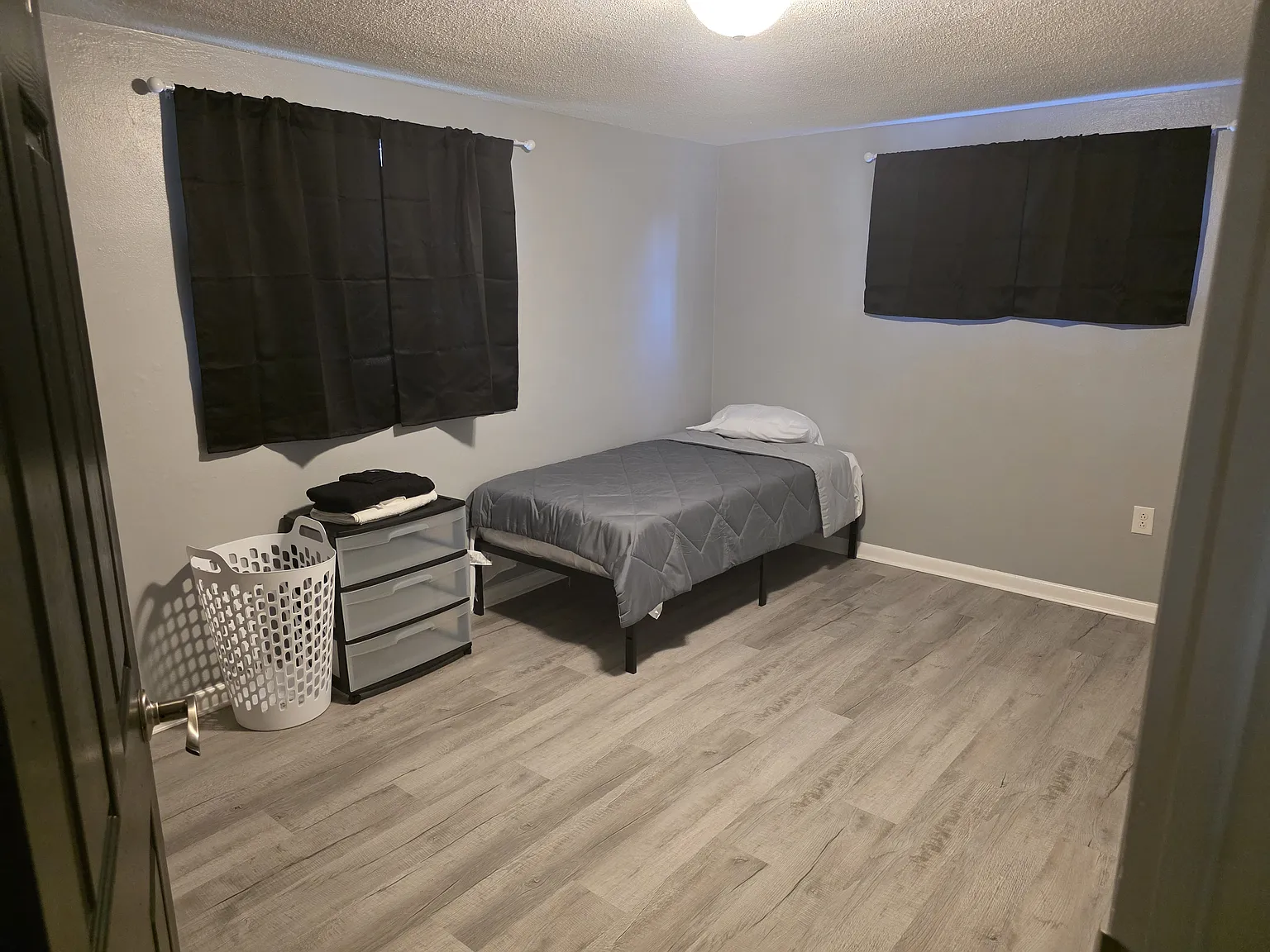 1 bed, 1.0 bath, 182 sqft, $775 — Photo 3