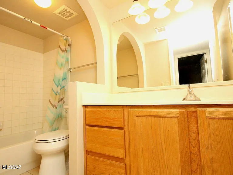 9465 N Elan Ln — Photo 10