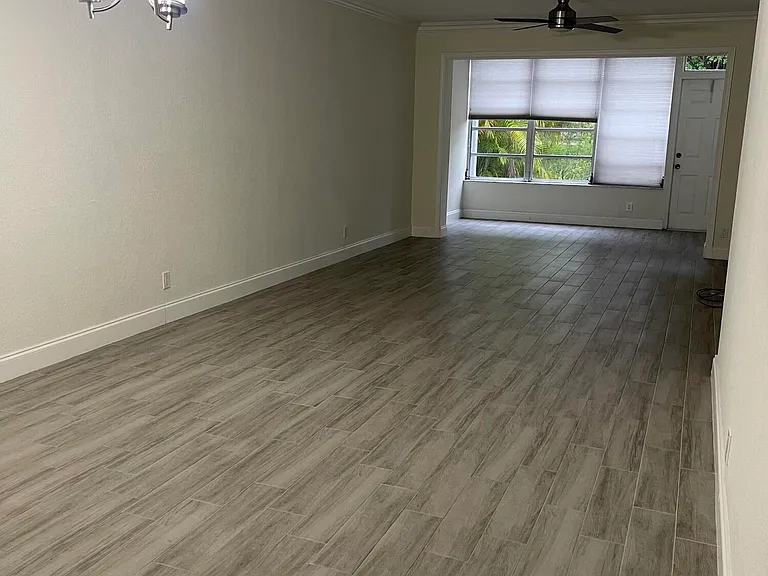 2820 SW 22nd Ave #211 — Photo 5