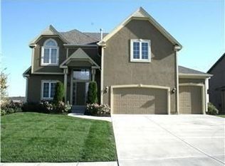 4407 Silverheel St, Shawnee, KS 66226