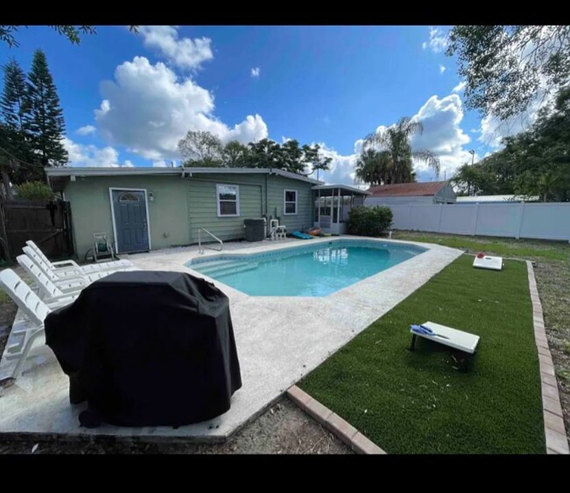 1st image of 2128 W Armenia Pl