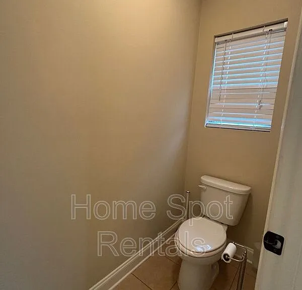 4811 Lost Creek Dr — Photo 17