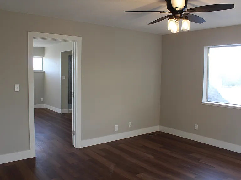 3545 Lodestar Ln — Photo 4