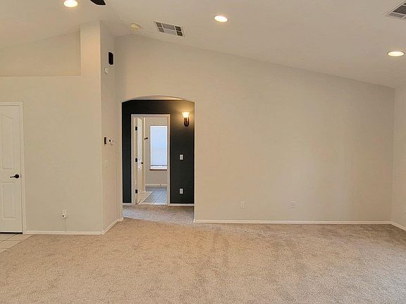 5th image of 300 W Cain Dr