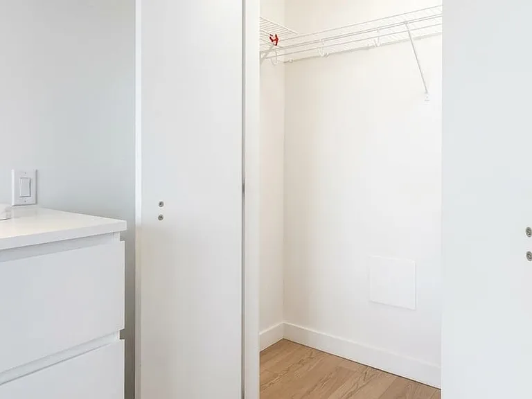 4083 Cambie St #710 — Photo 7