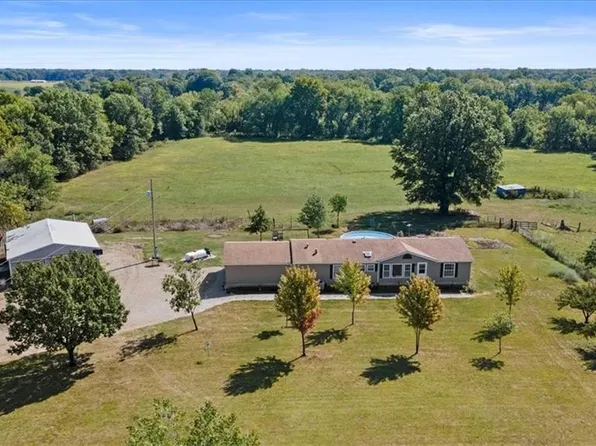23909 S Old Drum Rd, Garden City, MO 64747