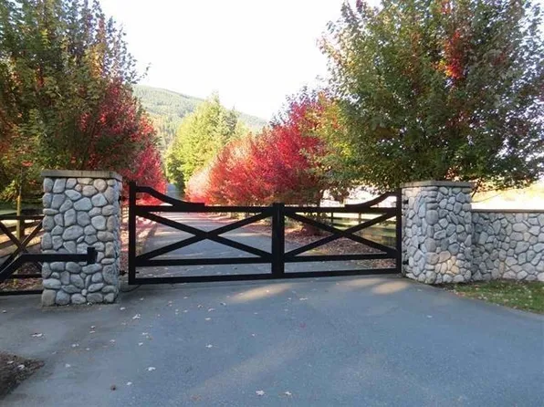 1400 Maple Rock Dr, Columbia Valley, BC V2R 4X5