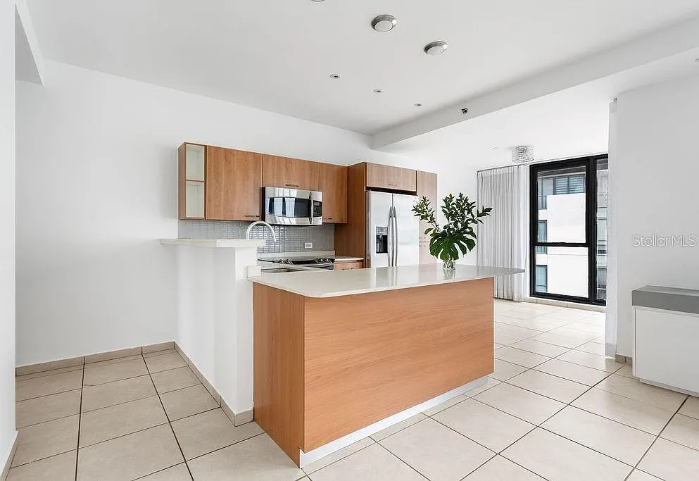 2 bed, 2.0 bath, 1020 sqft, $3,200 — Photo 4