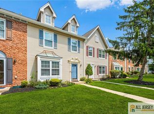 417 Northam Dr, North Brunswick, NJ 08902