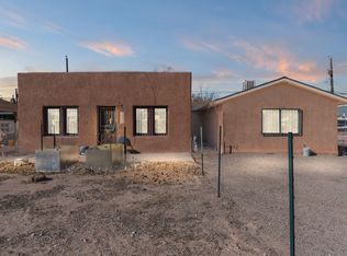 1605 7th St NW, Albuquerque, NM 87102