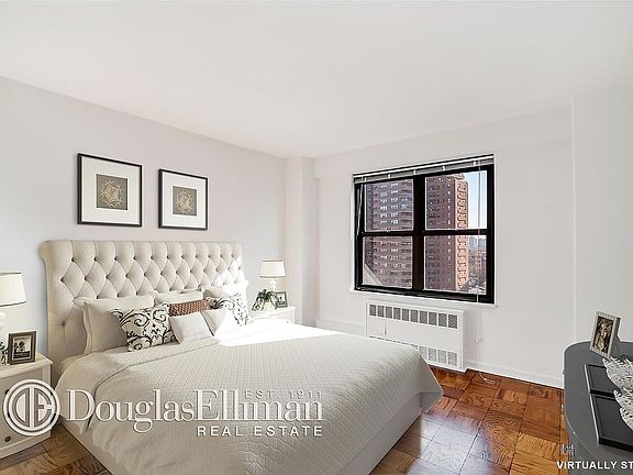 3rd image of 383 Grand St Unit L1004