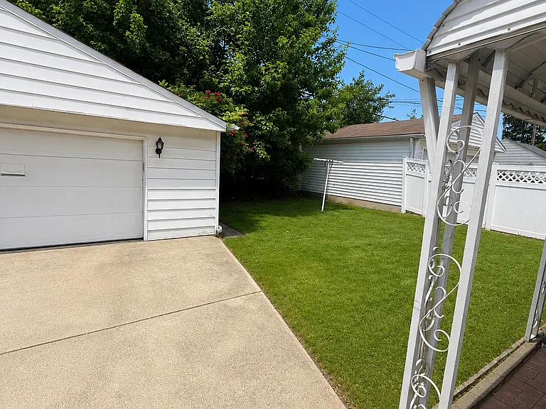 4909 Wood Ave — Photo 23