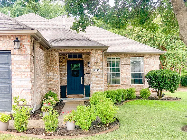 2700 Cypress Point Dr — Photo 10