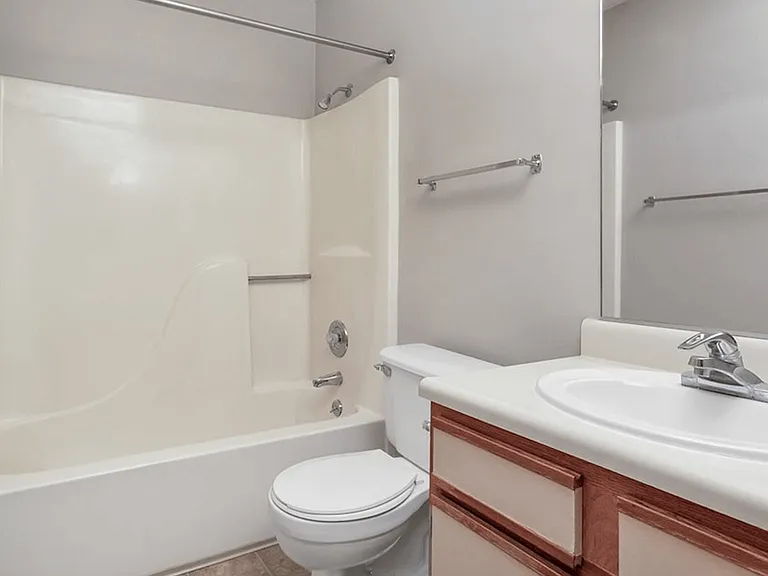 Shower & Deep Soaking Tub