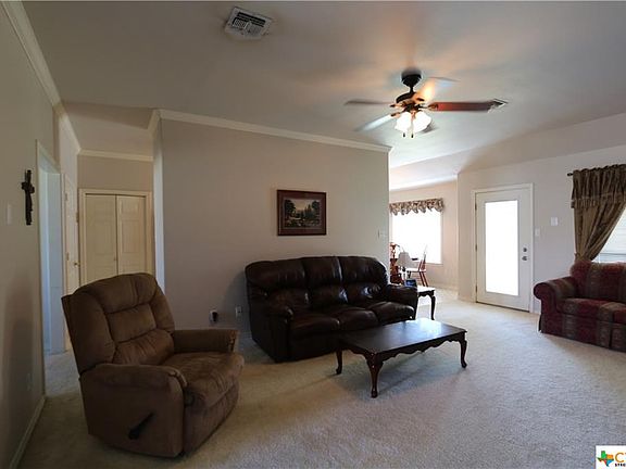 5th image of 303 Westchester Dr