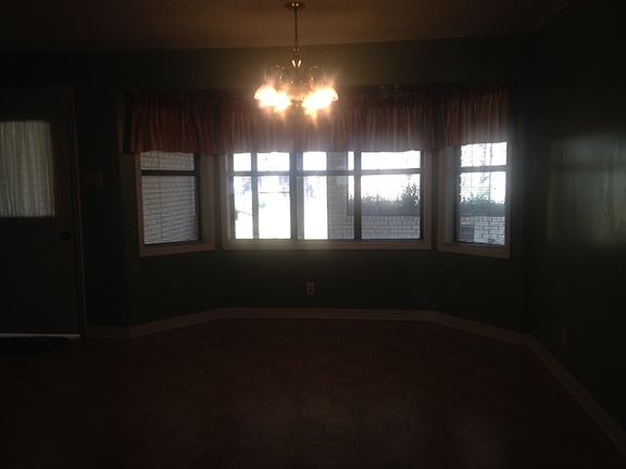 5th image of 510 Connie Lynne Dr #1