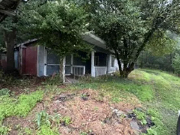 122 Cider Mill Rd, Stroudsburg, PA 18360